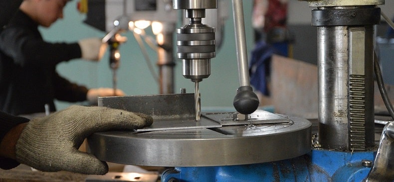 Слесарно-сборочные работы по металлу